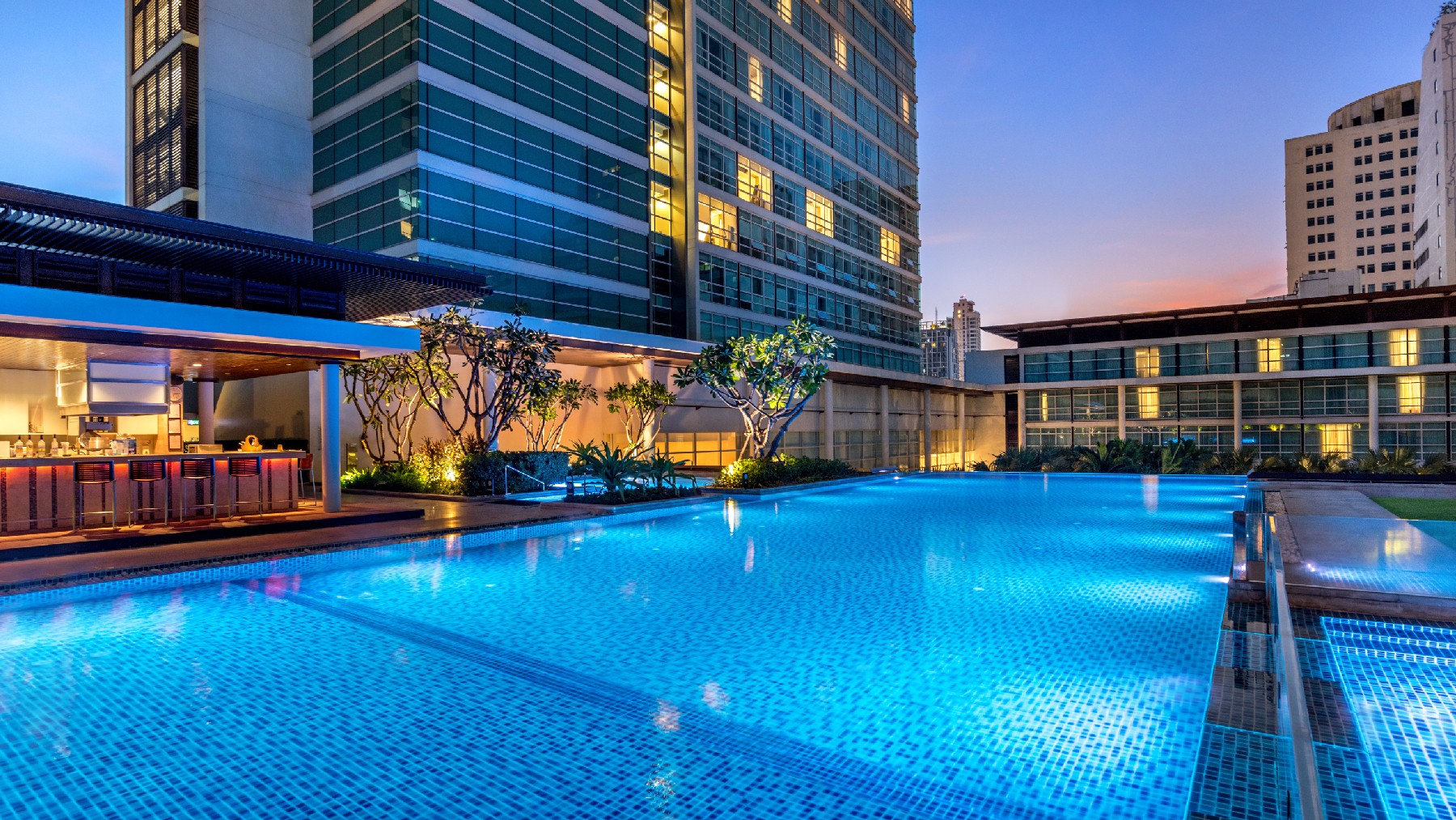 Bangkok City Hotel Swimming Pool Full 3 Pullman Bangkok King Power