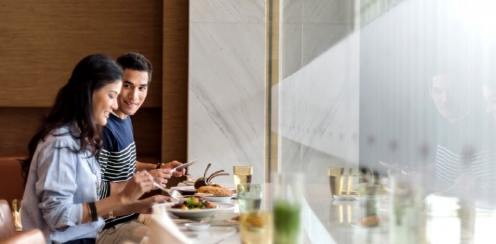 about-our-bangkok-city-hotel-bangkok-seafood-buffet-spectacular-2