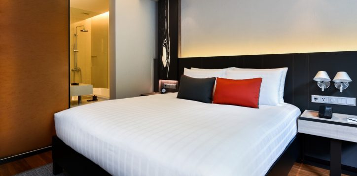 bangkok-city-hotel-deluxe-room-full-2