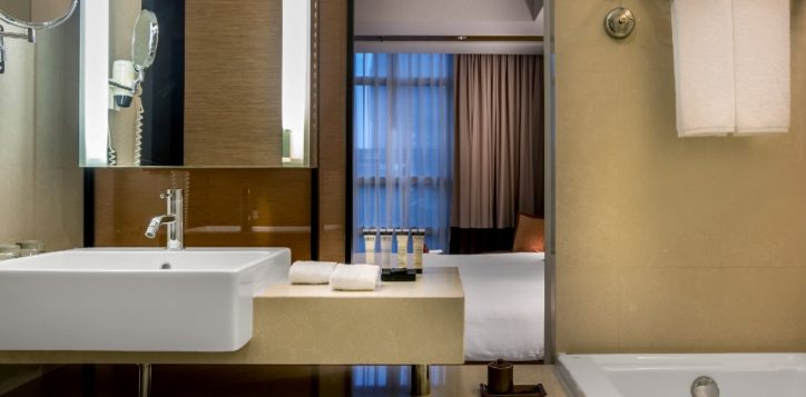 bangkok-city-hotel-superior-4-2