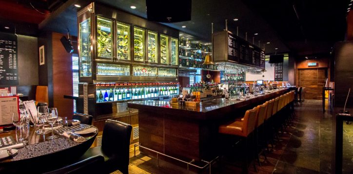 best-wine-bar-in-bangkok-full1-2