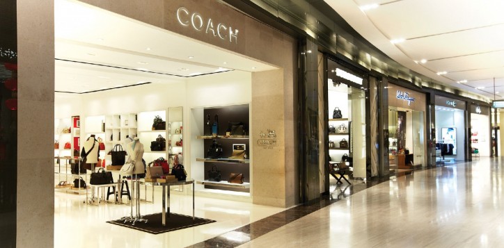 the-hotel-shopping-background-2