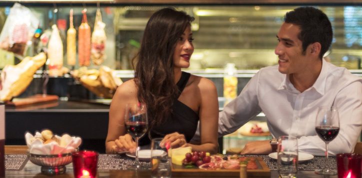 wine-bar-in-bangkok1-2