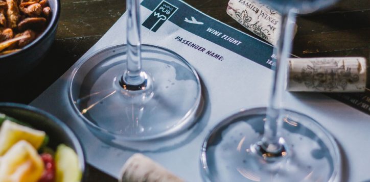 wine-tasting-in-bangkok1-2