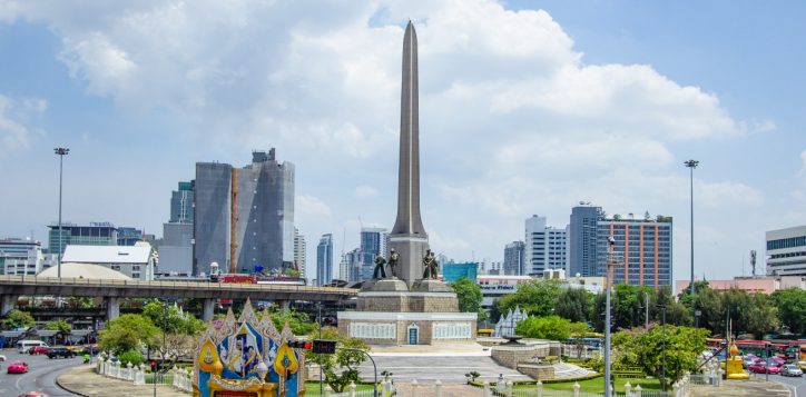 hotel-near-victory-monument-2