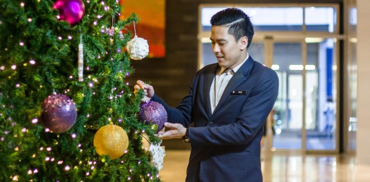 christmas-restaurant-promotion-2-2